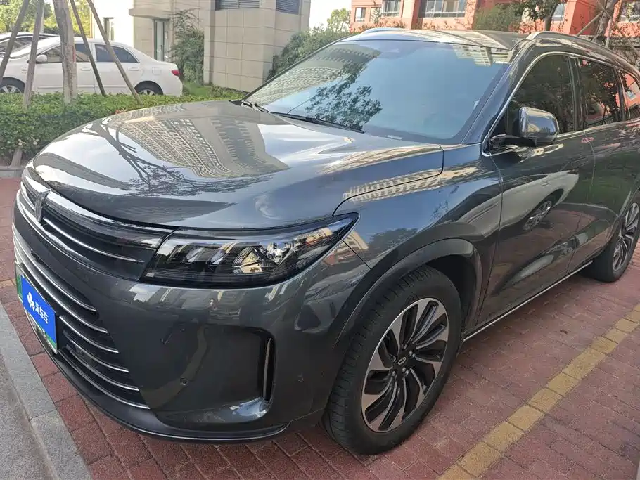 AITO Ask the world M7