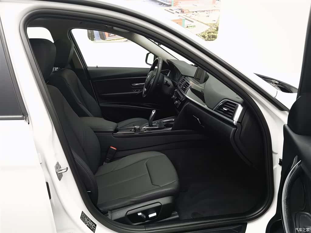 BMW 3 Series, 2017 23