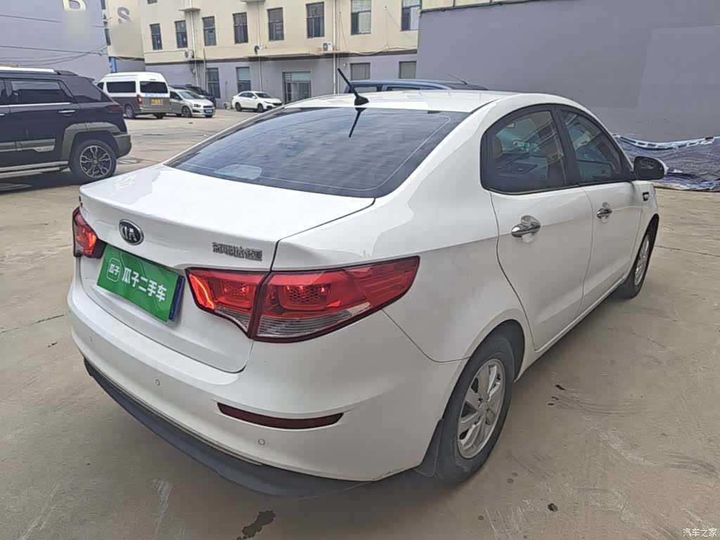 Kia K2, 2015 7
