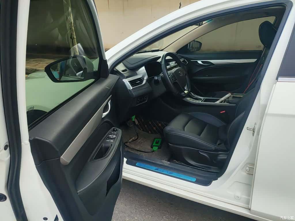 Geely Emgrand, 2018 16