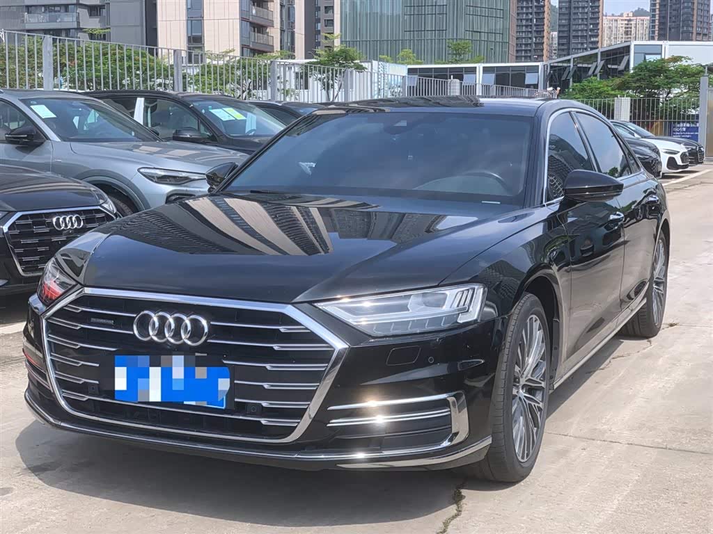 Audi A8
