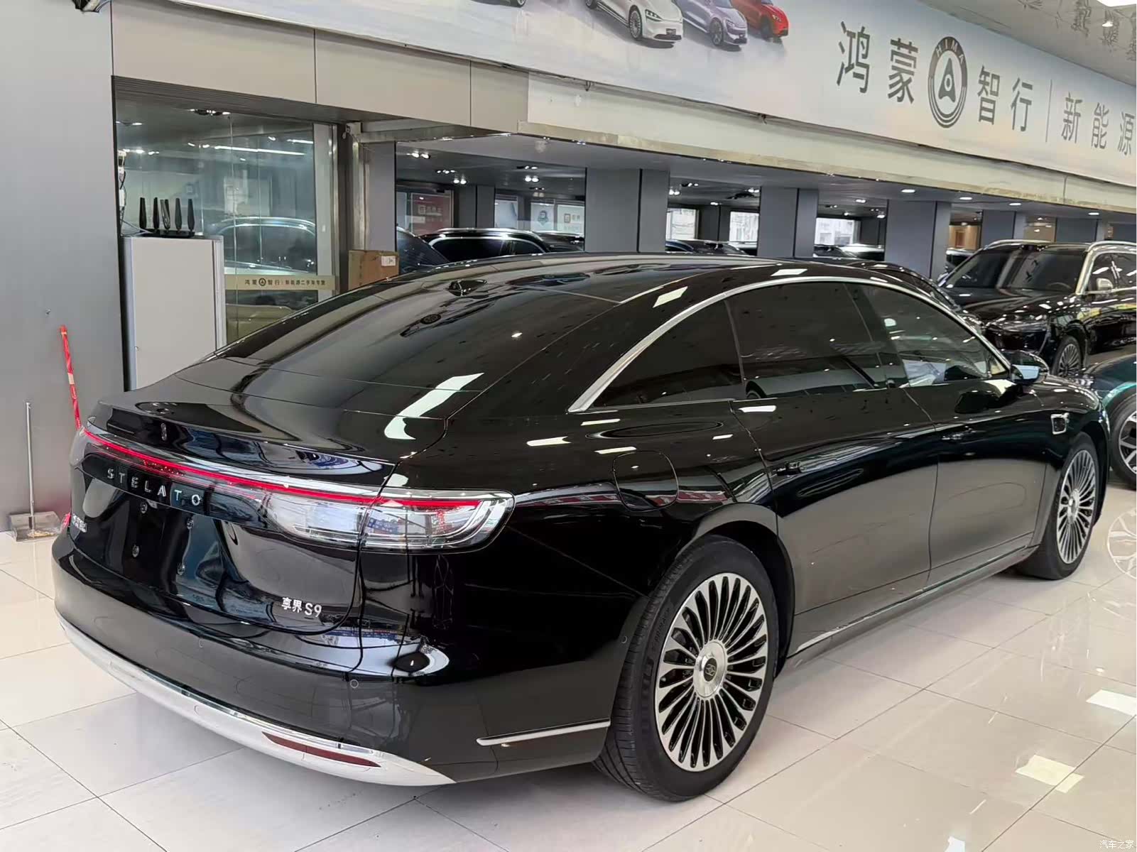 Stelato S9, 2025 все фото
