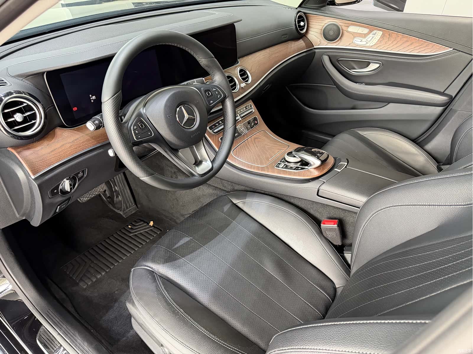 Mercedes-Benz E-Class, 2018 4