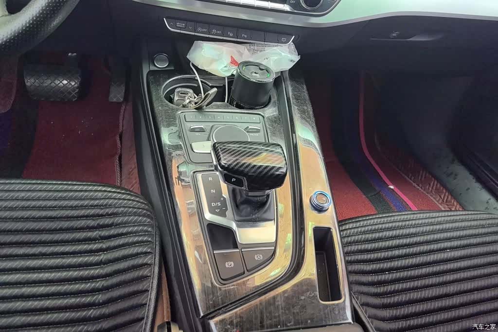 Audi A4L, 2019 16
