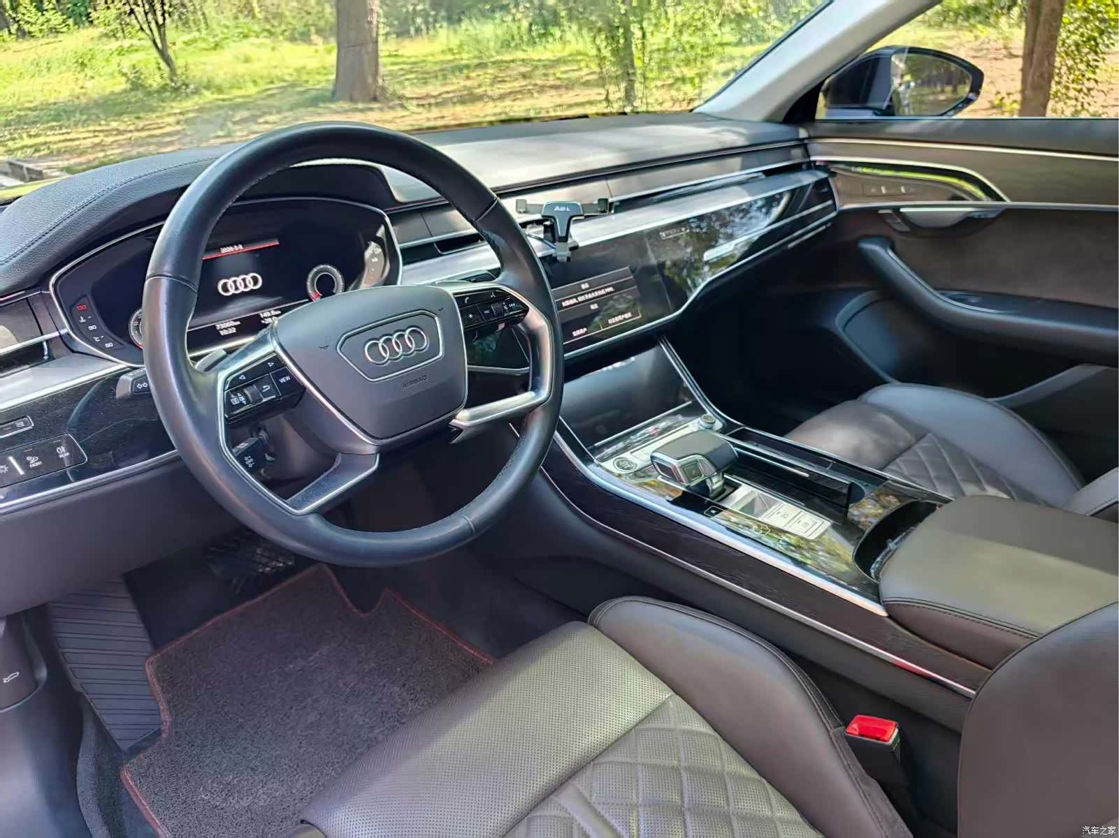 Audi A8L, 2022 8