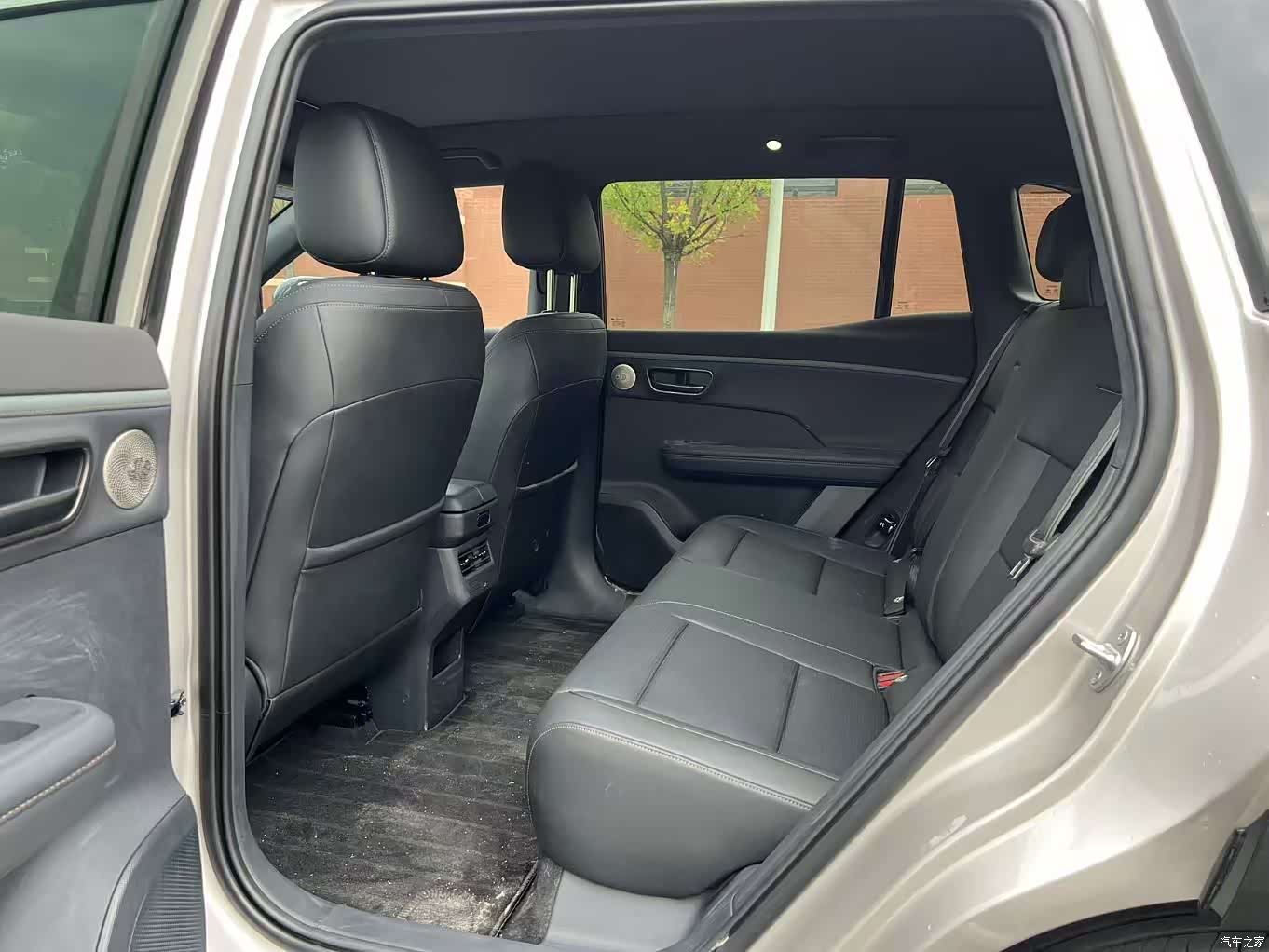 Toyota 3X, 2026 все фото