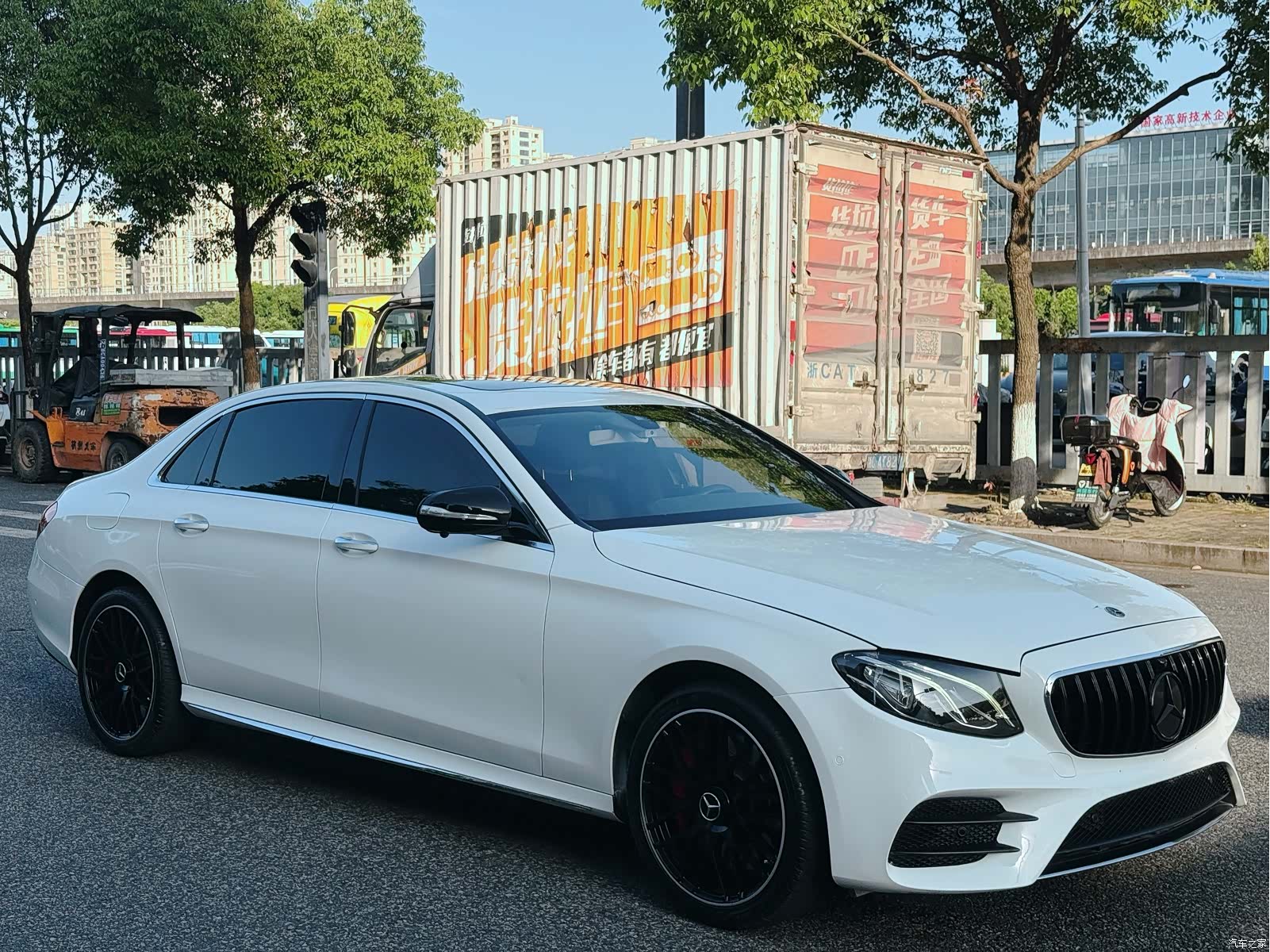 Mercedes-Benz E-Class, 2018 1