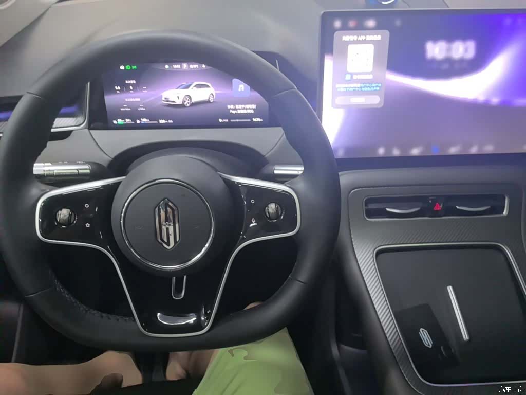 SAIC ShangJie H5, 2025 10