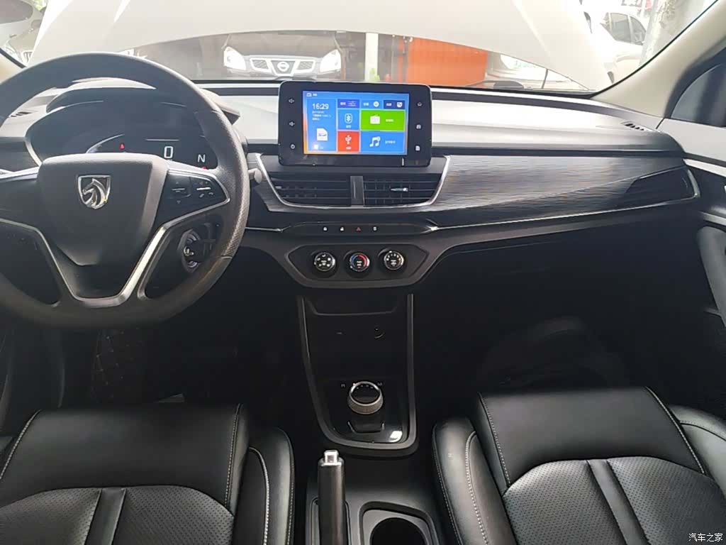 Wuling 360, 2018 13