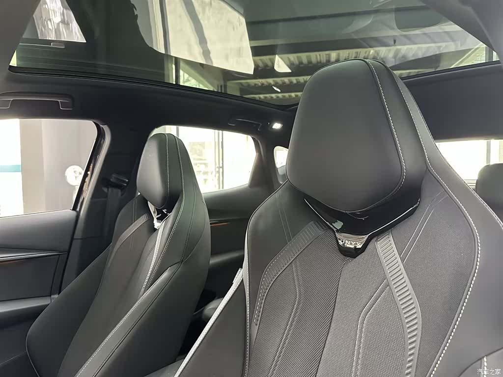 Volkswagen 06, 2025 8