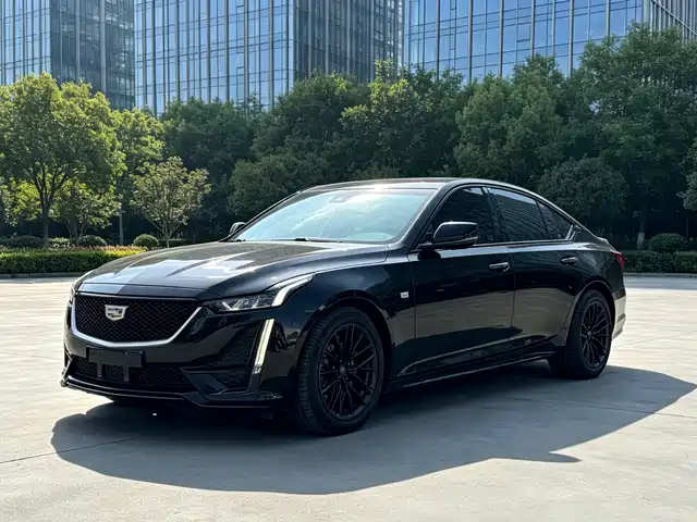Cadillac CT5 2023 — купить из Китая под заказ
