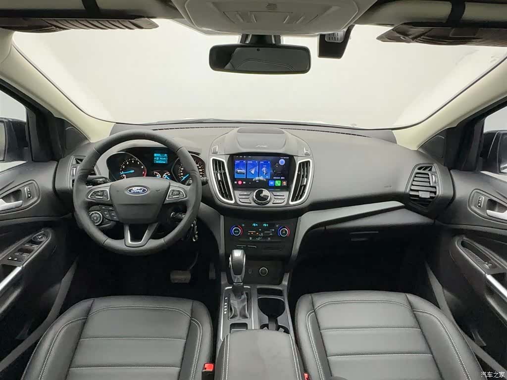 Ford Kuga, 2020 17