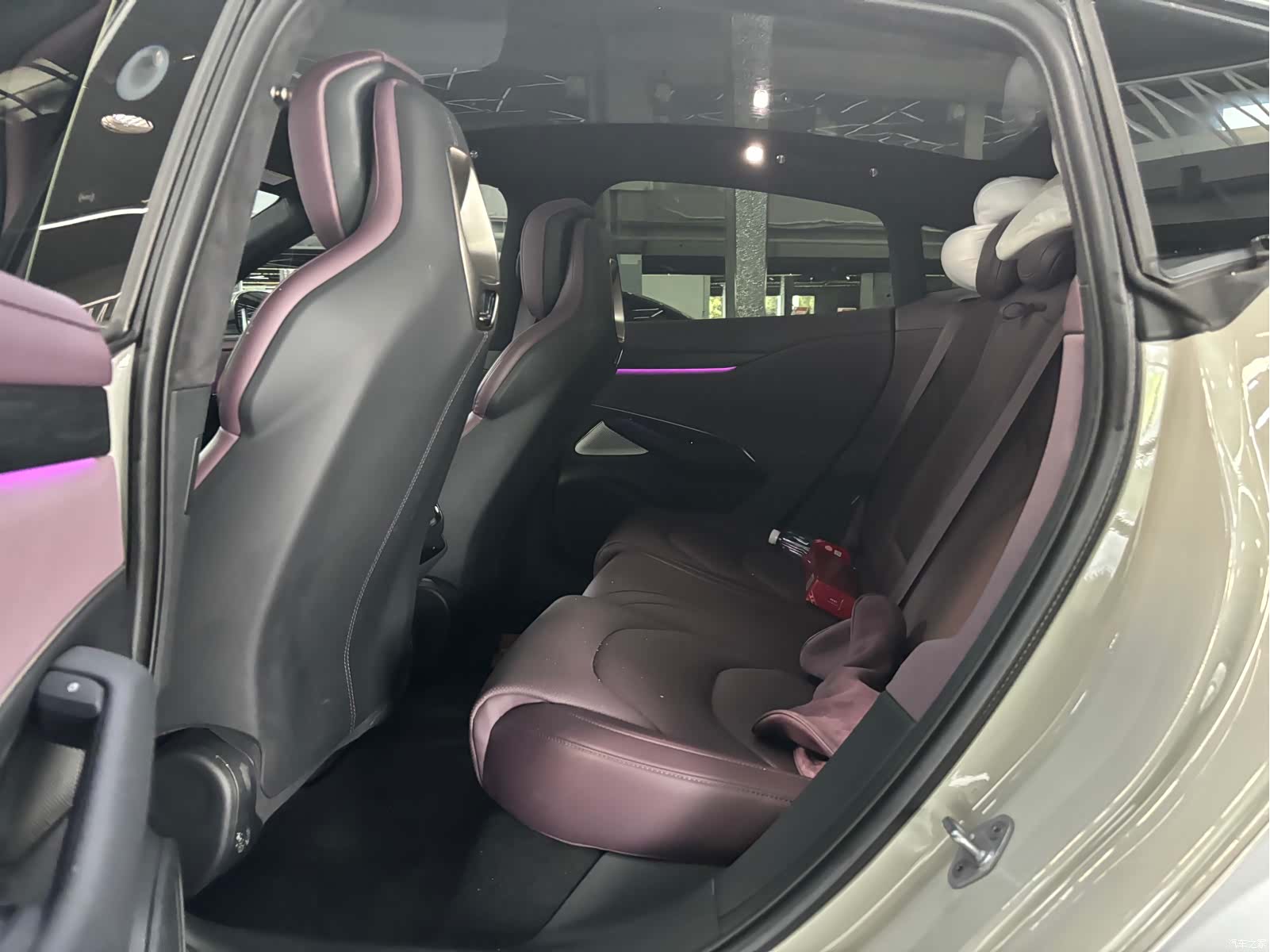 Xiaomi SU7, 2024 12