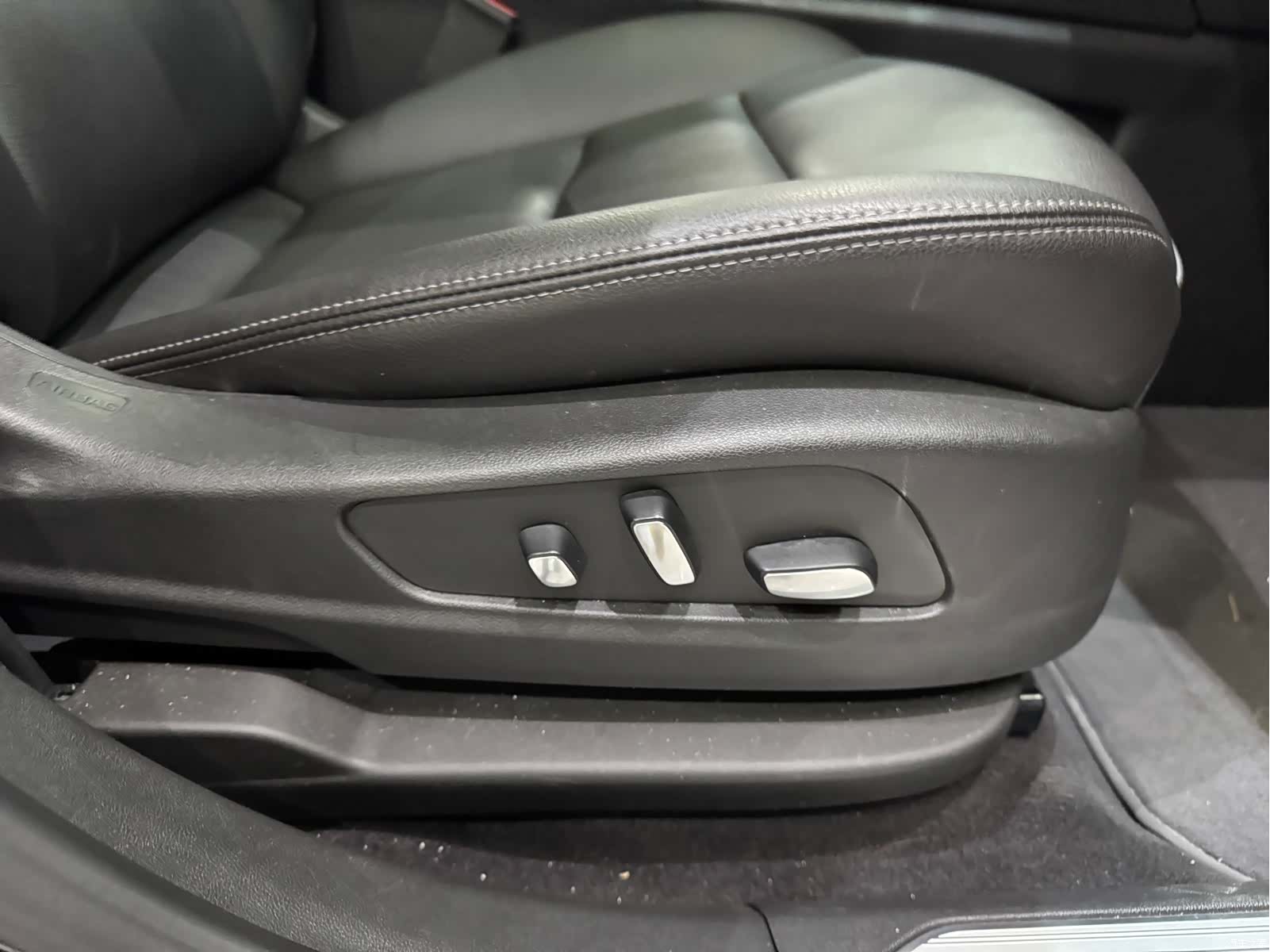 Cadillac XT5, 2022 15