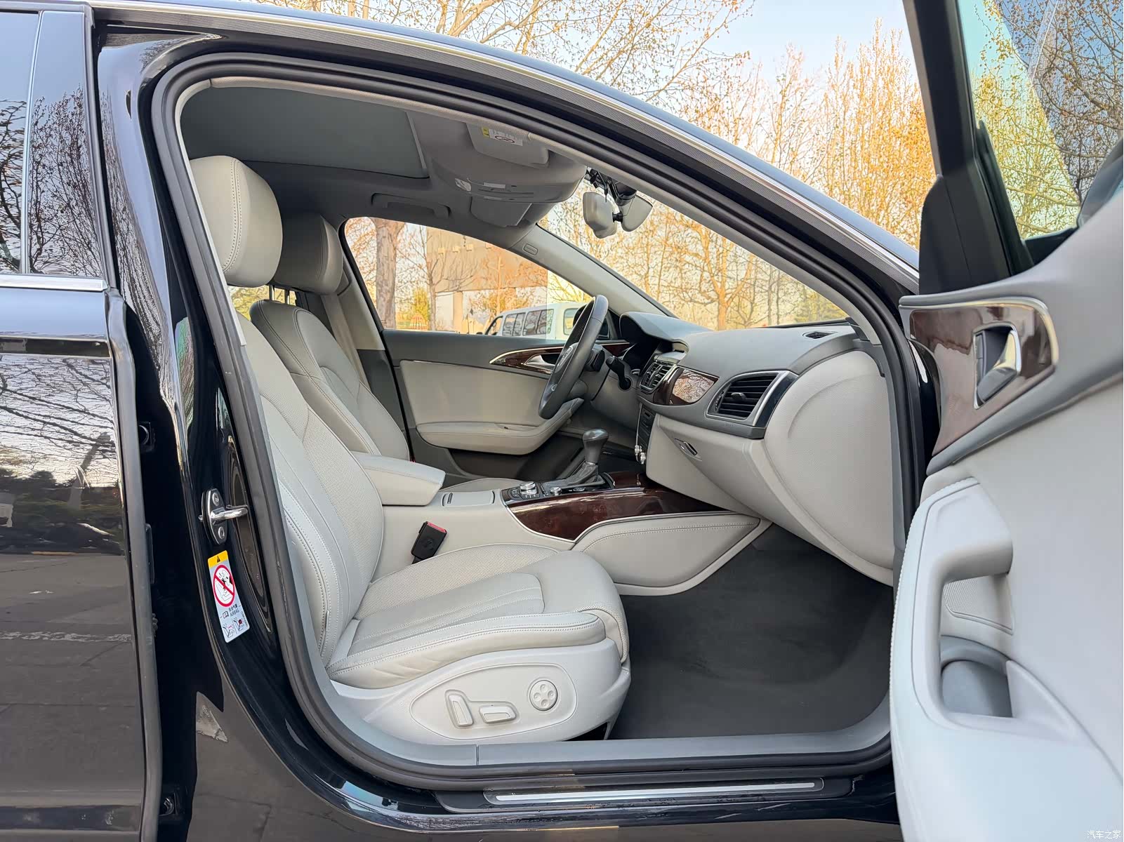 Audi A6L, 2014 8