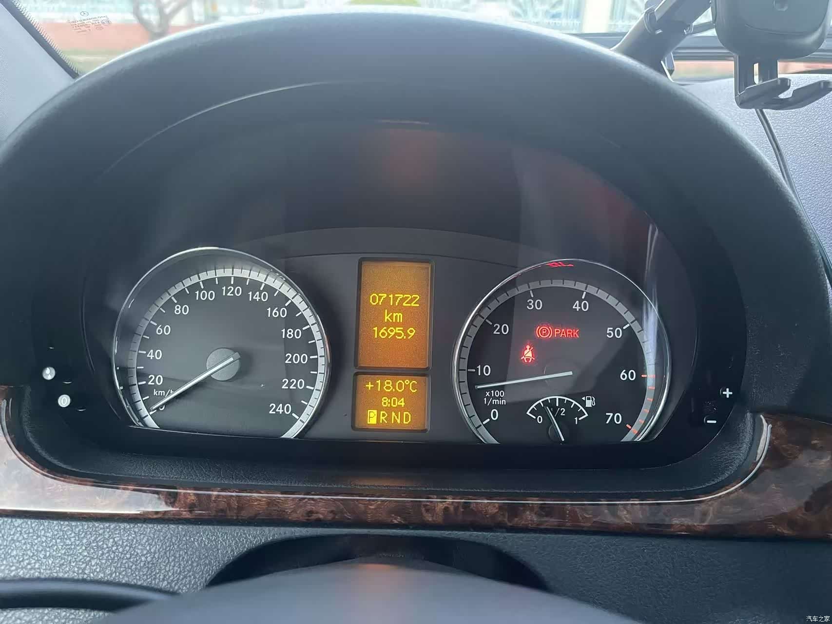 Mercedes-Benz 125, 2012 25