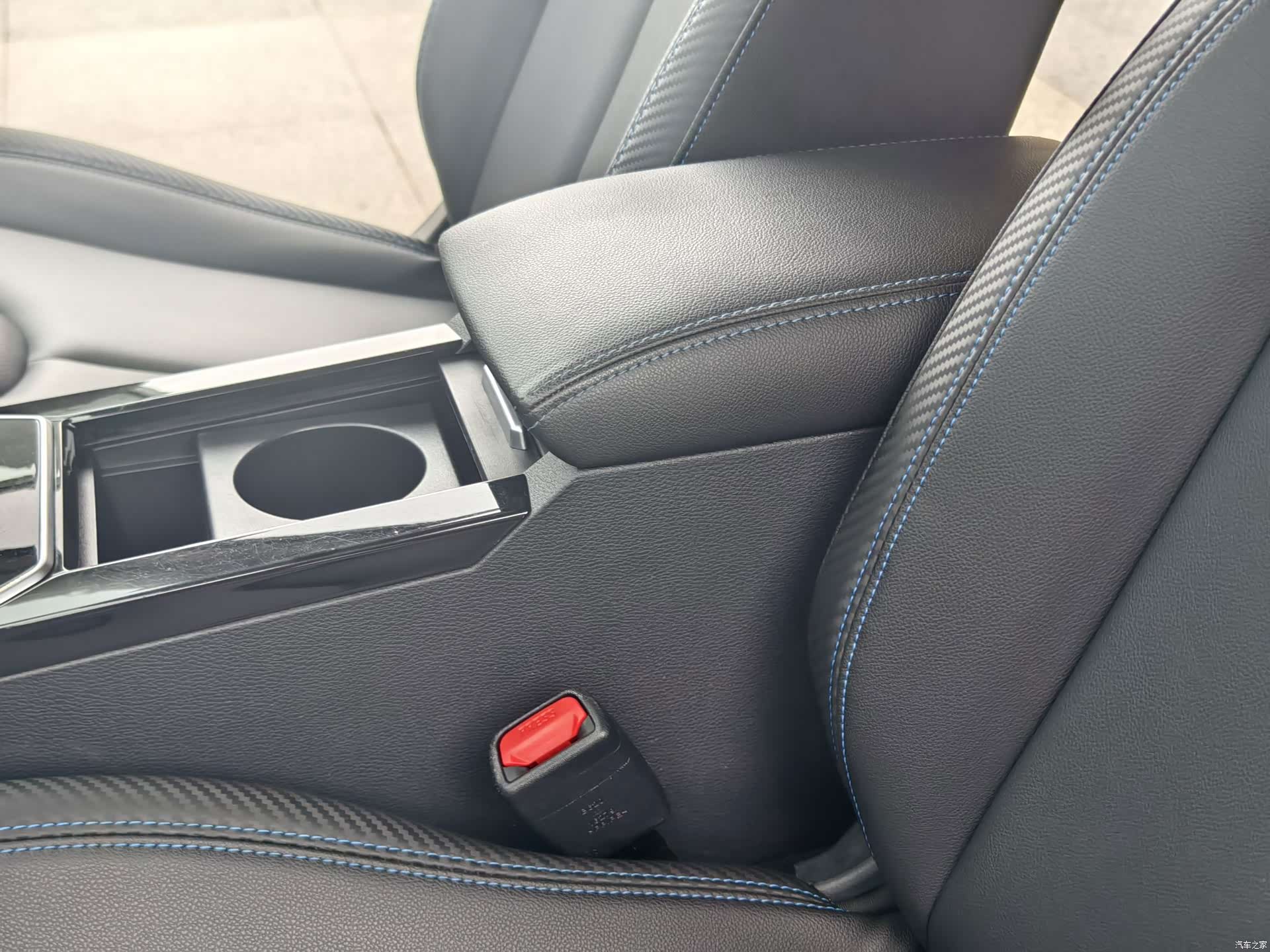 Nissan D60EV, 2022 20