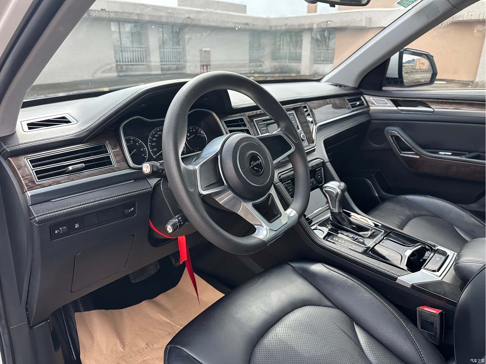 Zotye X7, 2017 10
