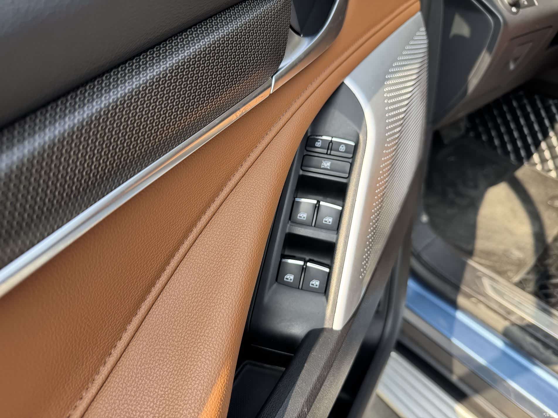 Maxus D90, 2018 12