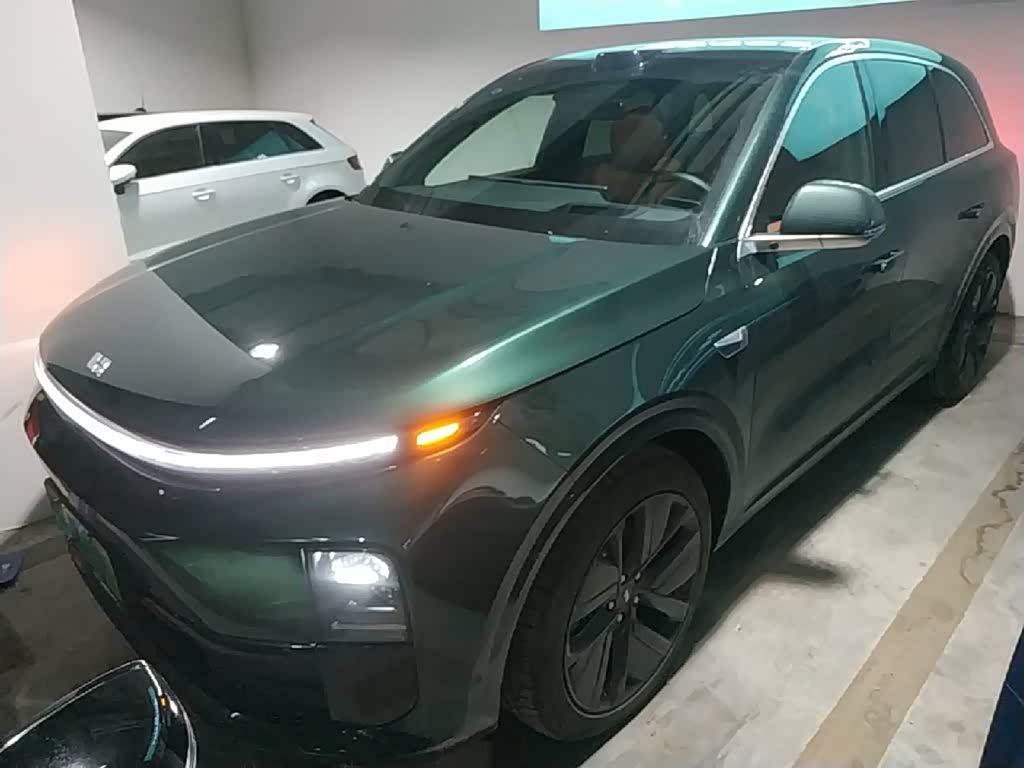Li Auto L6