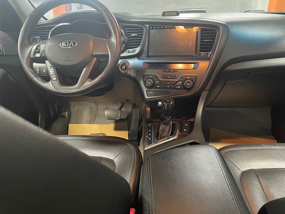 Kia K5 Kia K5