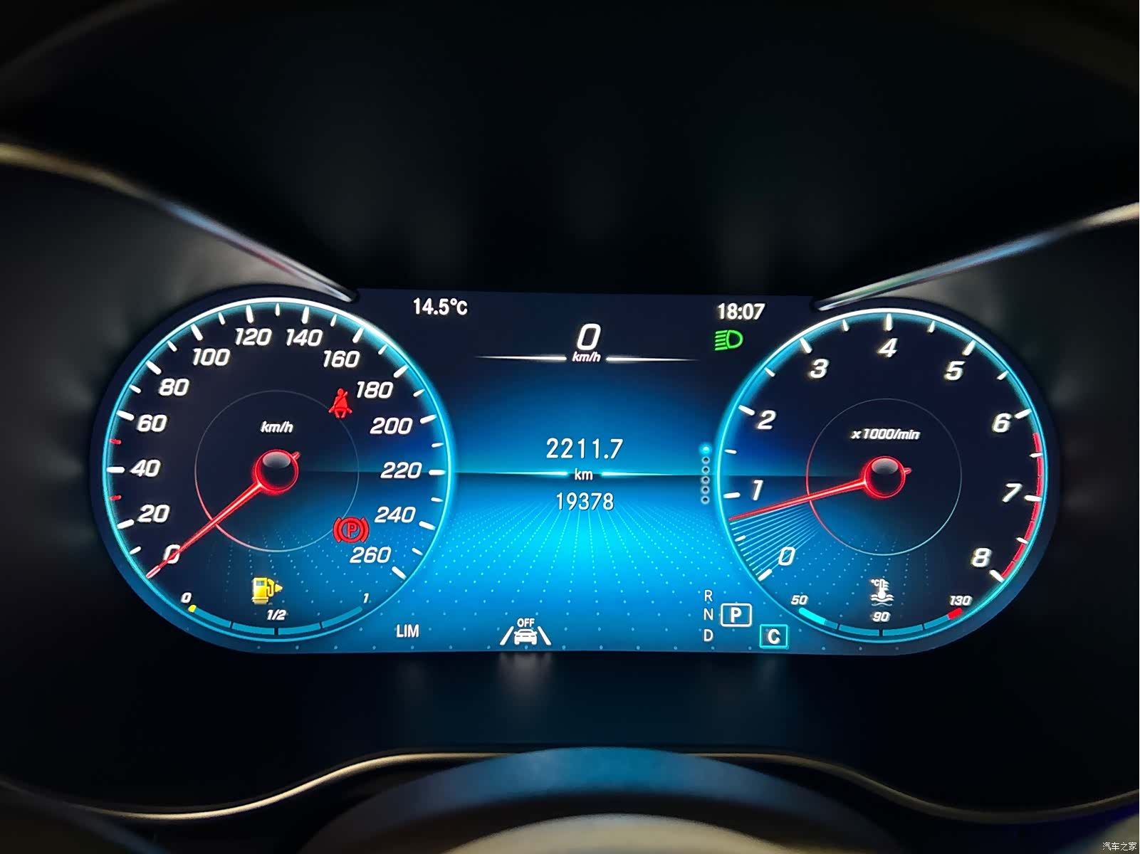 Mercedes-Benz GLC, 2022 11