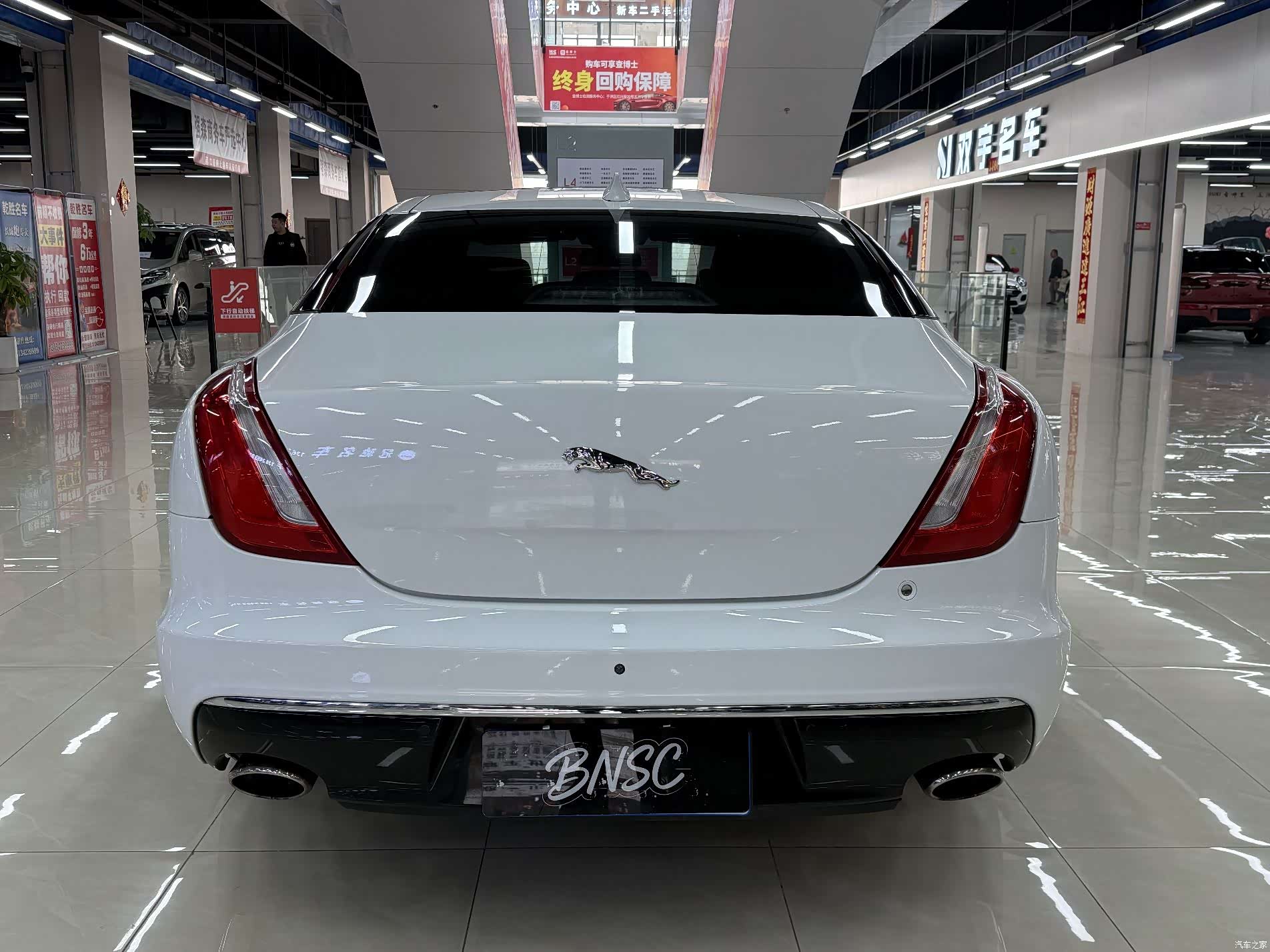 Jaguar XJ, 2018 11