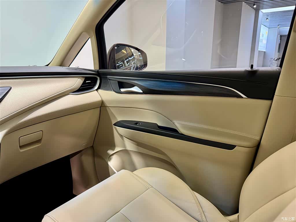 Buick GL8, 2023 21