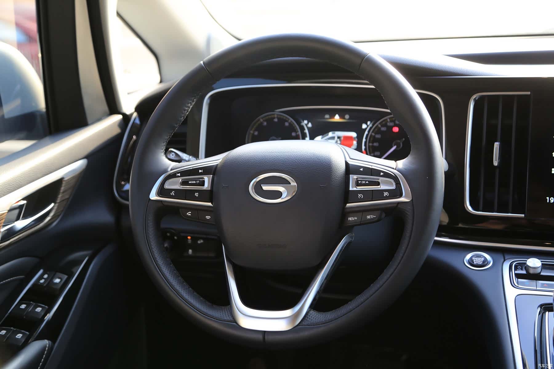 Trumpchi M8, 2022 все фото