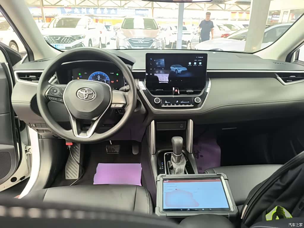Toyota Frontlander, 2023 10