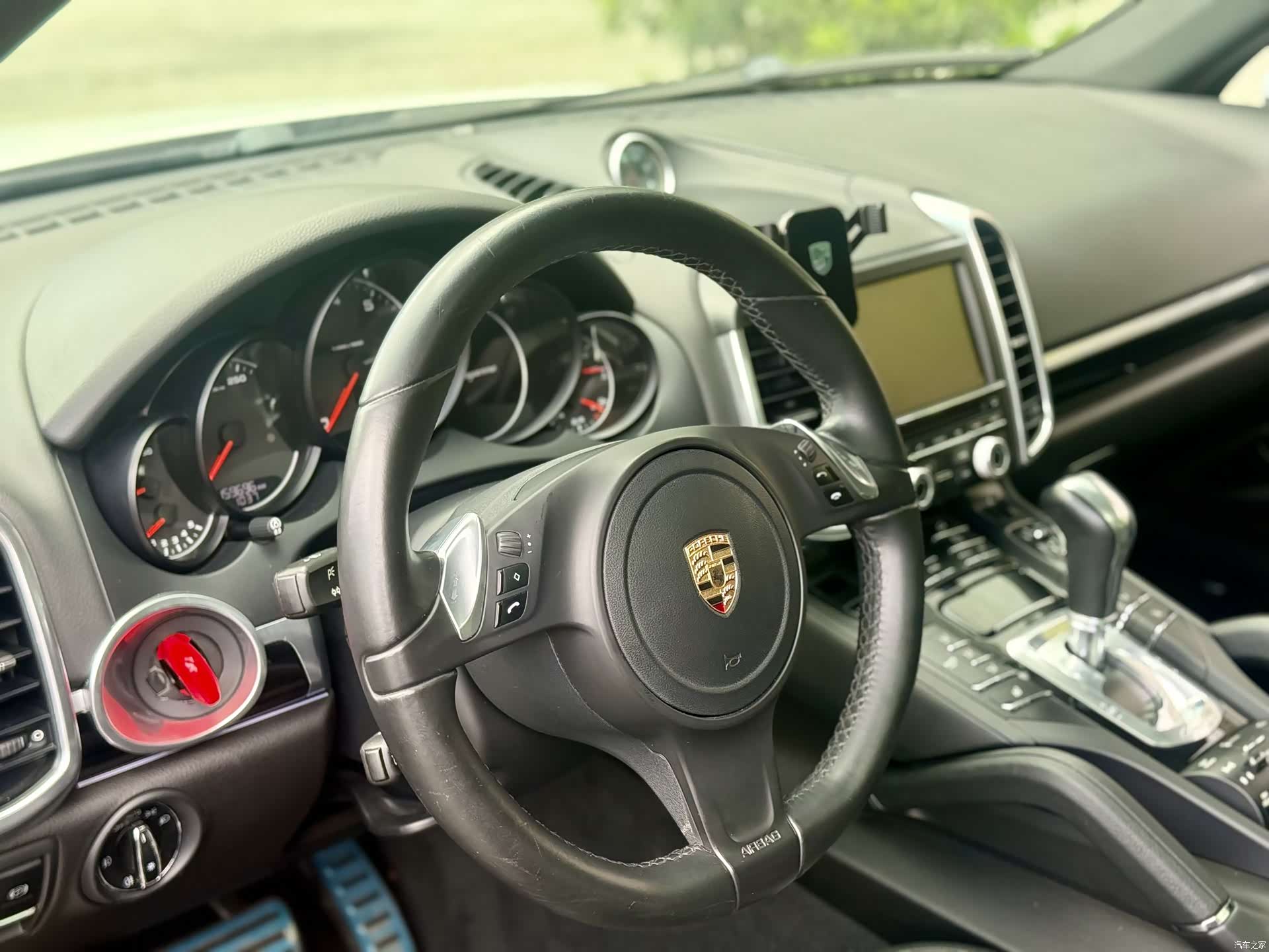 Porsche Cayenne, 2014 все фото
