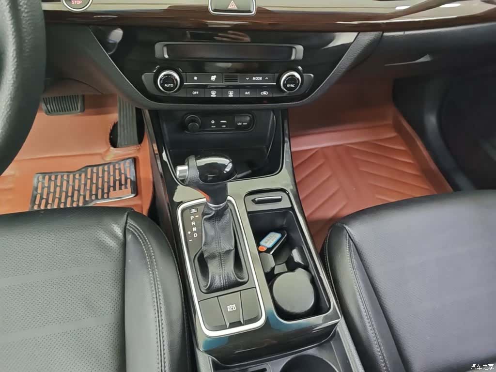 Kia K4, 2015 14