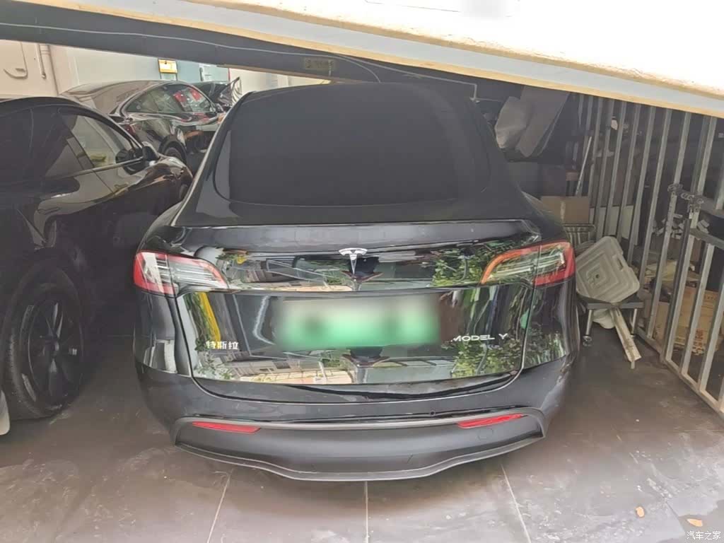 Tesla Model Y, 2021 6