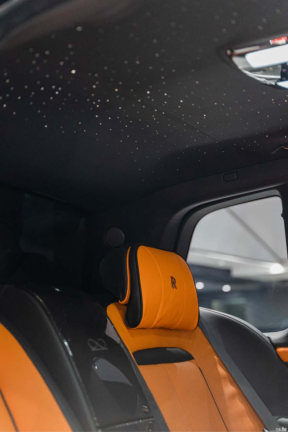 Rolls-Royce Cullinan, 2022 35
