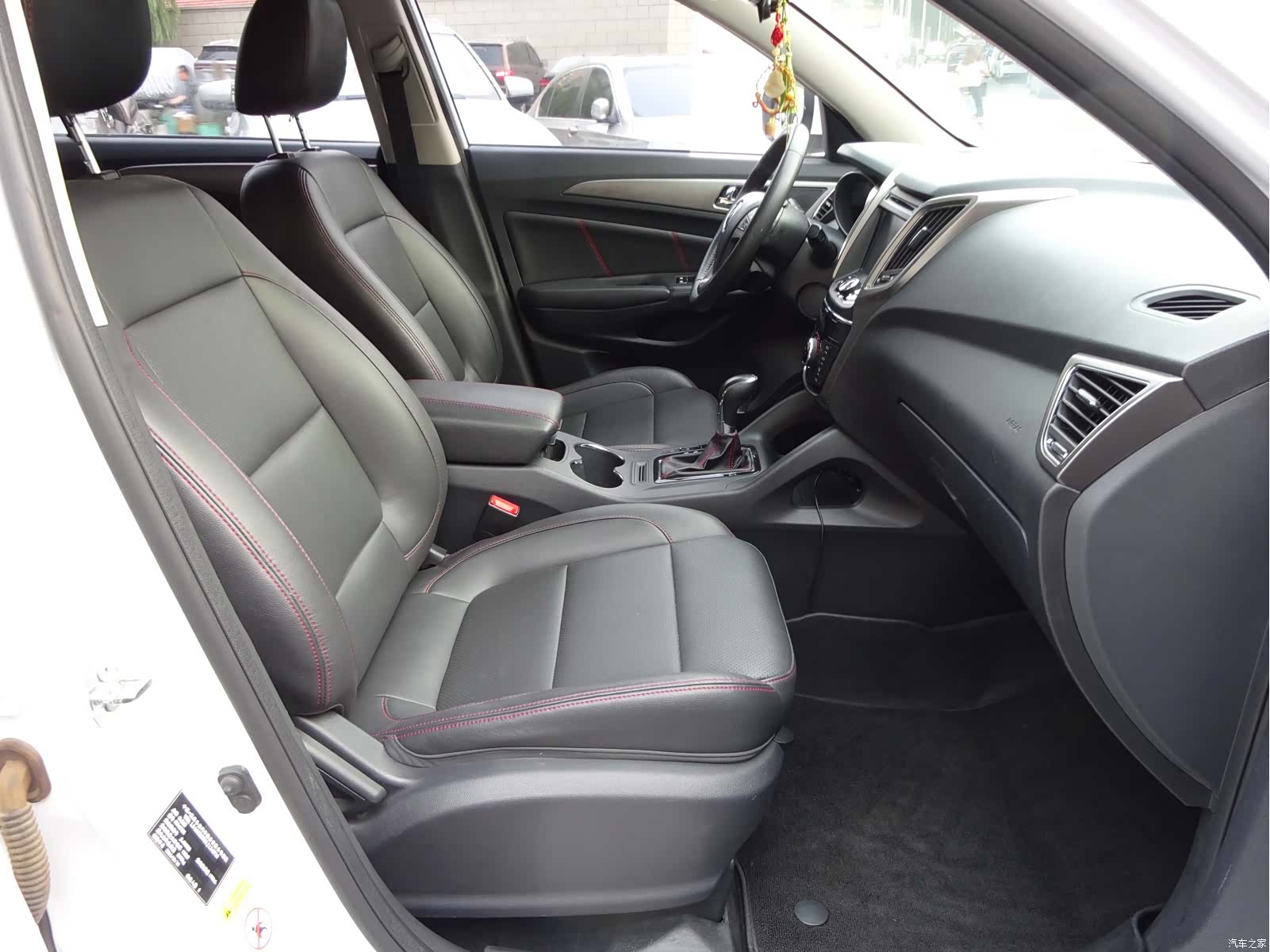 Changan CS75, 2016 13