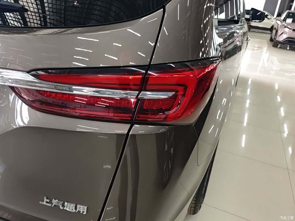 Buick GL8, 2024 8