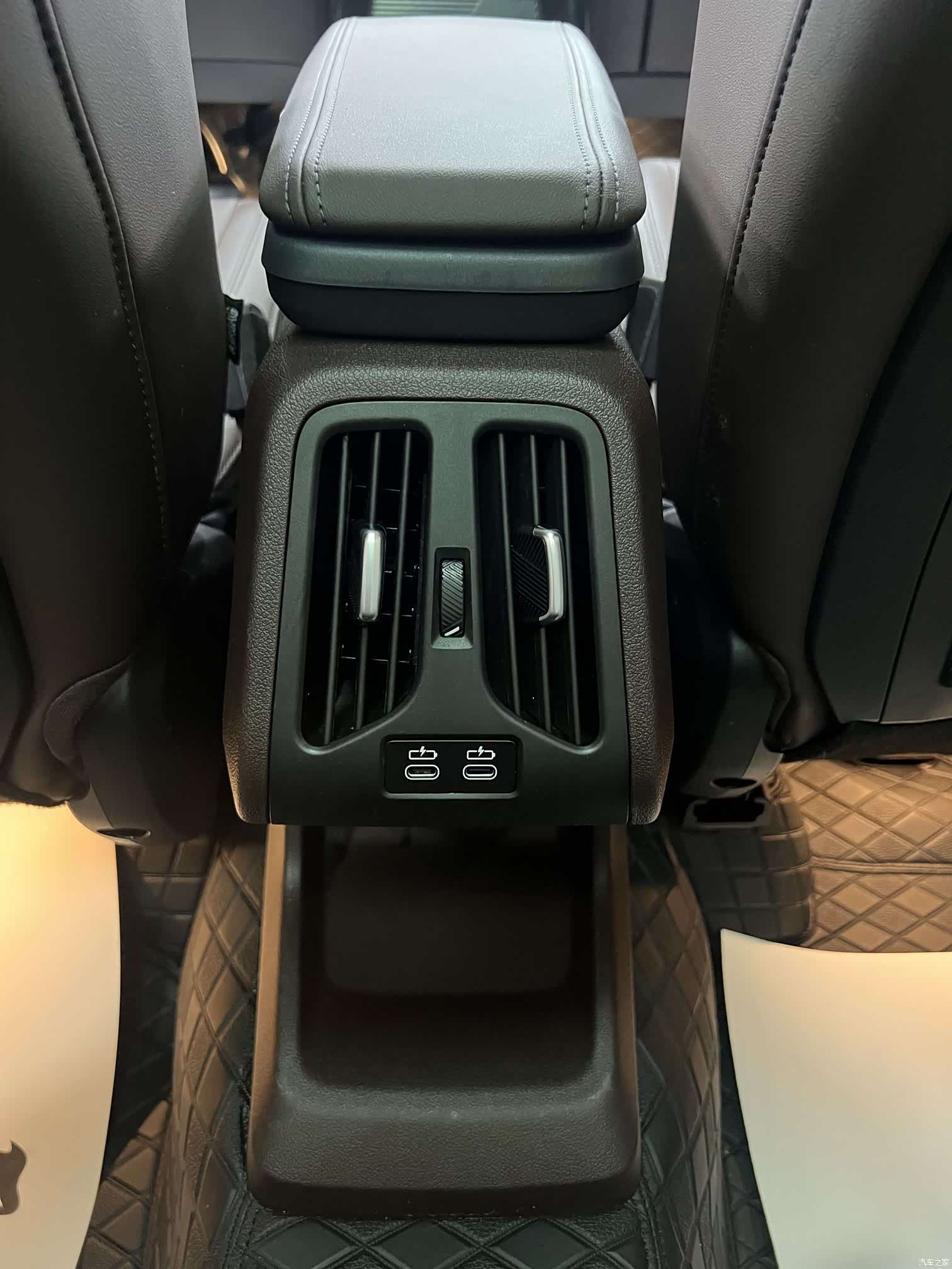 BMW X1, 2023 22