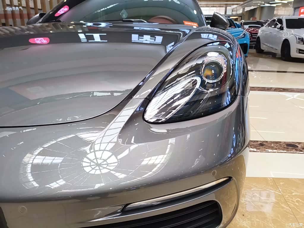 Porsche Cayman, 2021 24