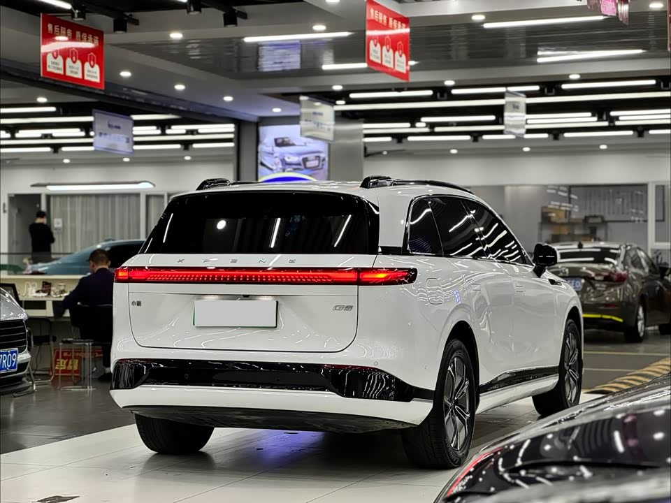 XPENG G9
