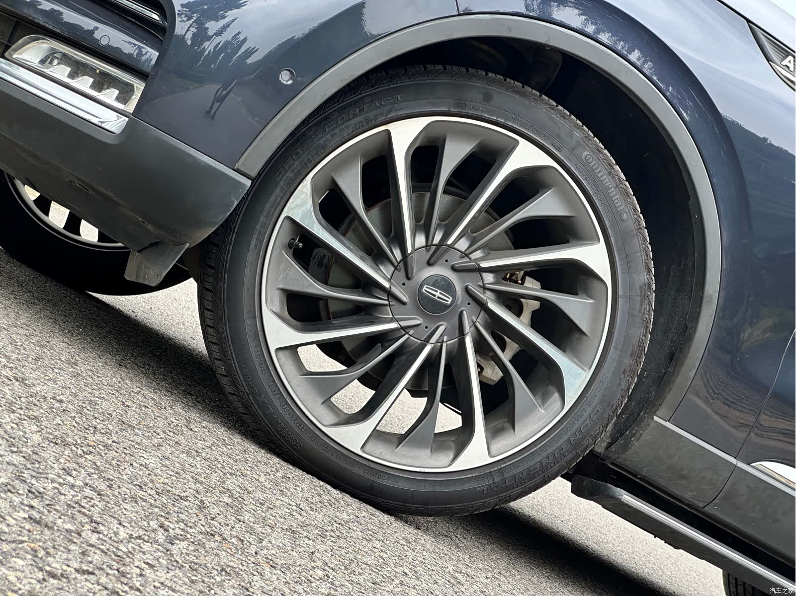 Lincoln Aviator, 2022 10