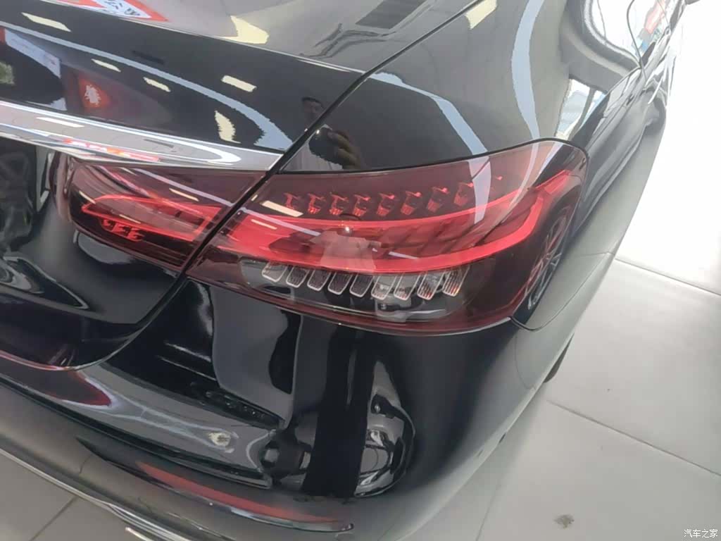 Mercedes-Benz E-Class, 2022 8