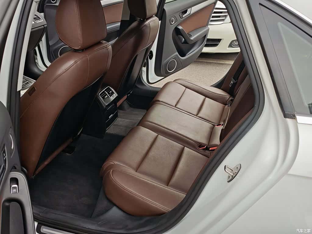 Audi A4L, 2016 17