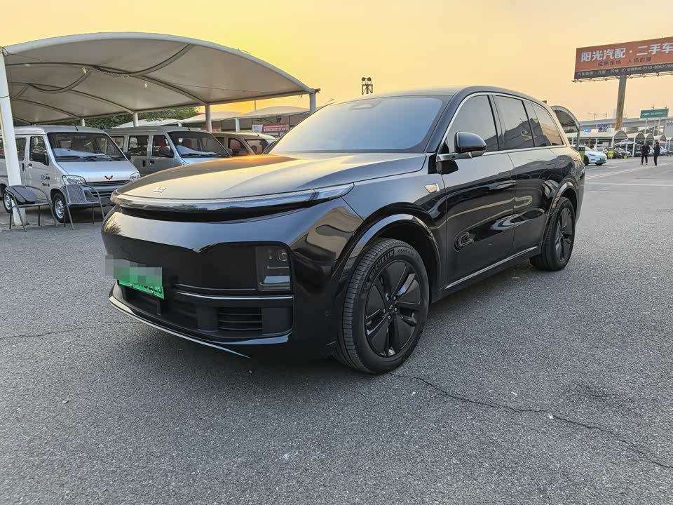 Li Auto Ideal L8