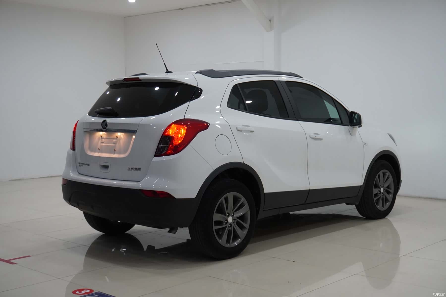 Buick Encore, 2017 4