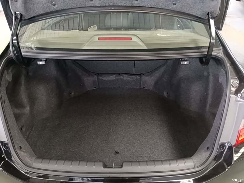 Honda Crider, 2016 15