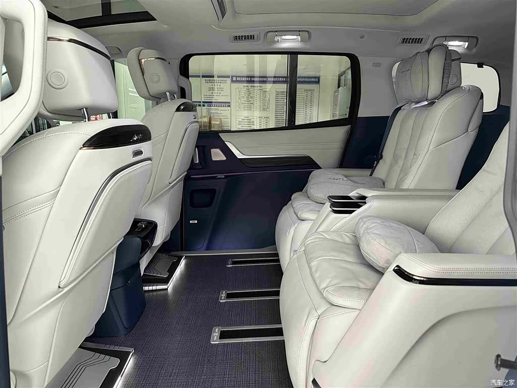 Buick Century, 2025 18