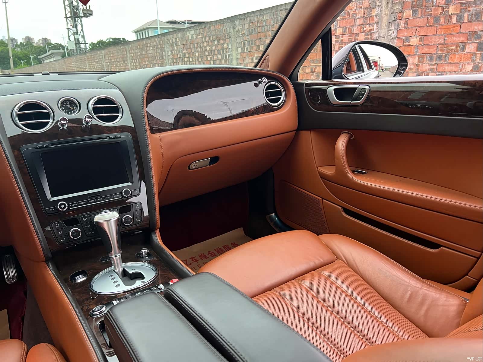 Bentley Flying Spur, 2013 18
