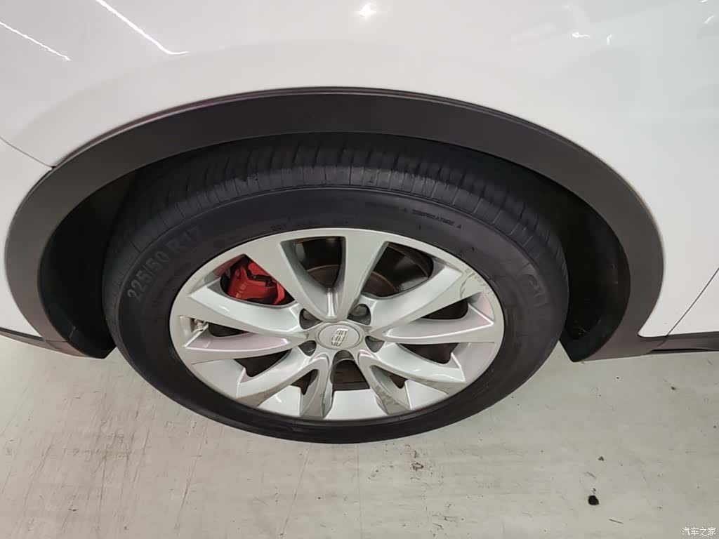 Geely Emgrand, 2017 23