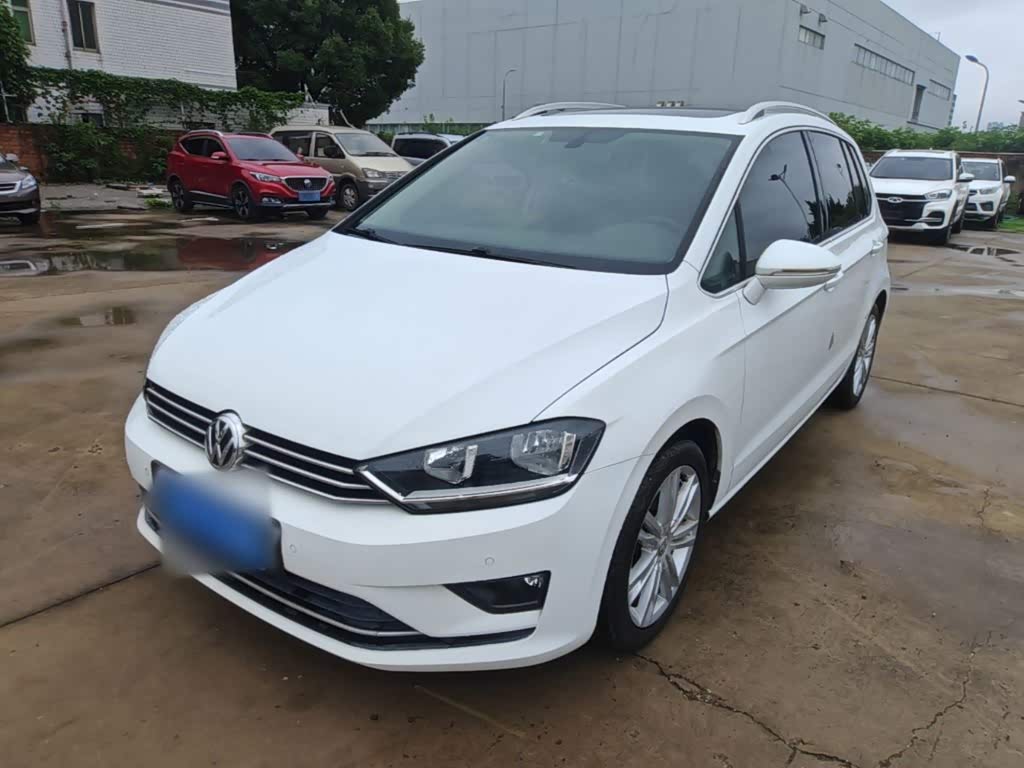 Volkswagen Golf·