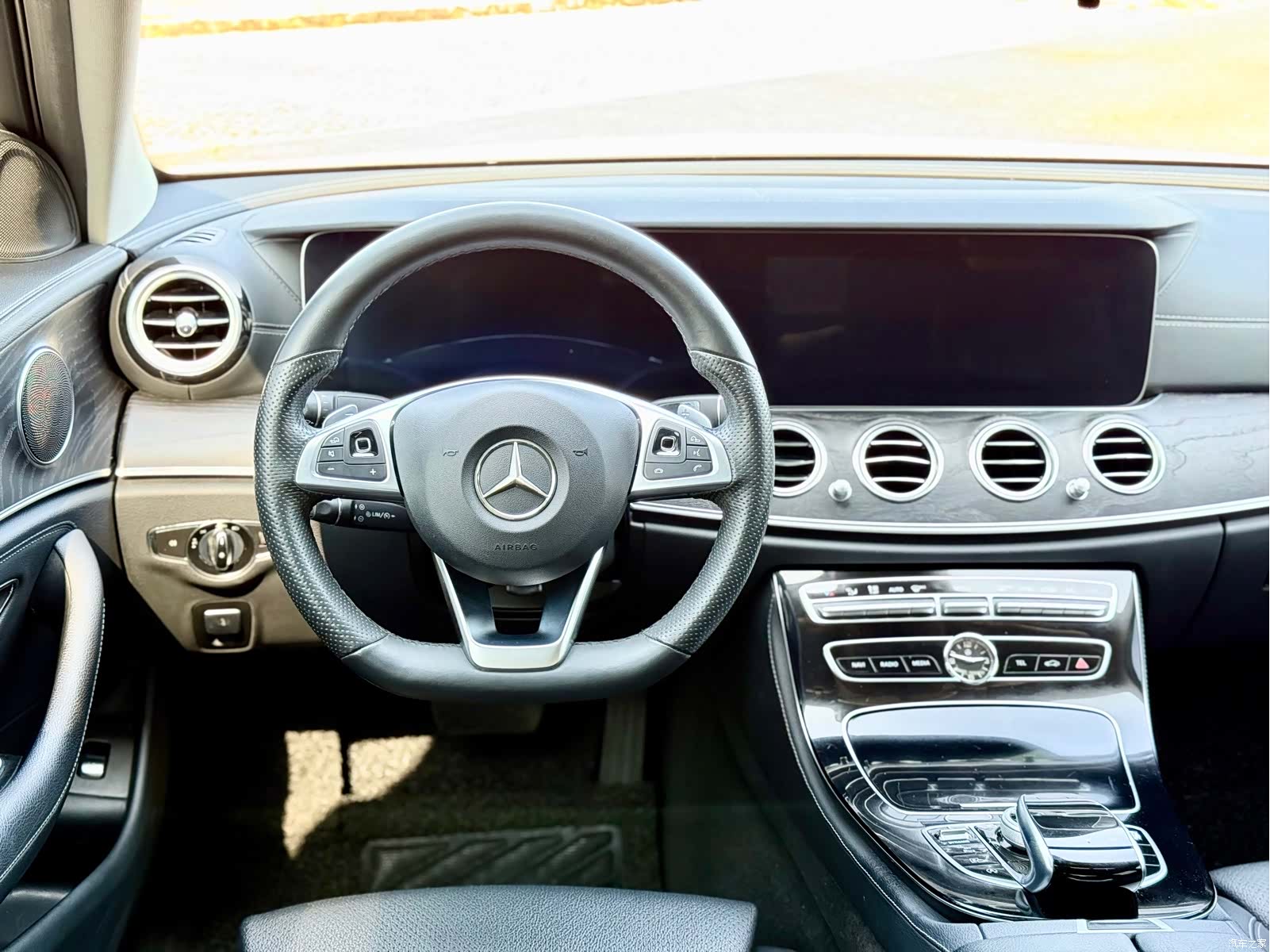Mercedes-Benz E-Class, 2017 17